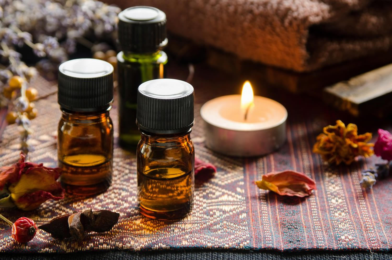 Sandalwood - Essential Oil - Uses, Benefits, and Side Effects