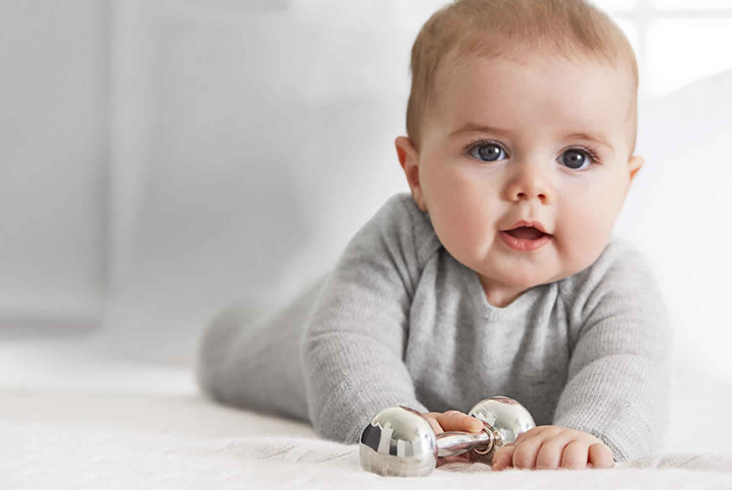 Les bebe. Дети в младенчестве. Малыш мальчик. Фотографии малышей. Фотографии малышей мальчиков.